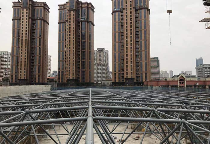 涿州螺栓球网架结构